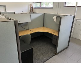 PREOWNED 8 x 8' / 8 X 6' - 65" HIGH - OVERHEAD STORAGE + MORE