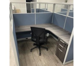NEW 7 X 6' OFFICE CUBICLE WITH QUARTER GLASS PANELS
