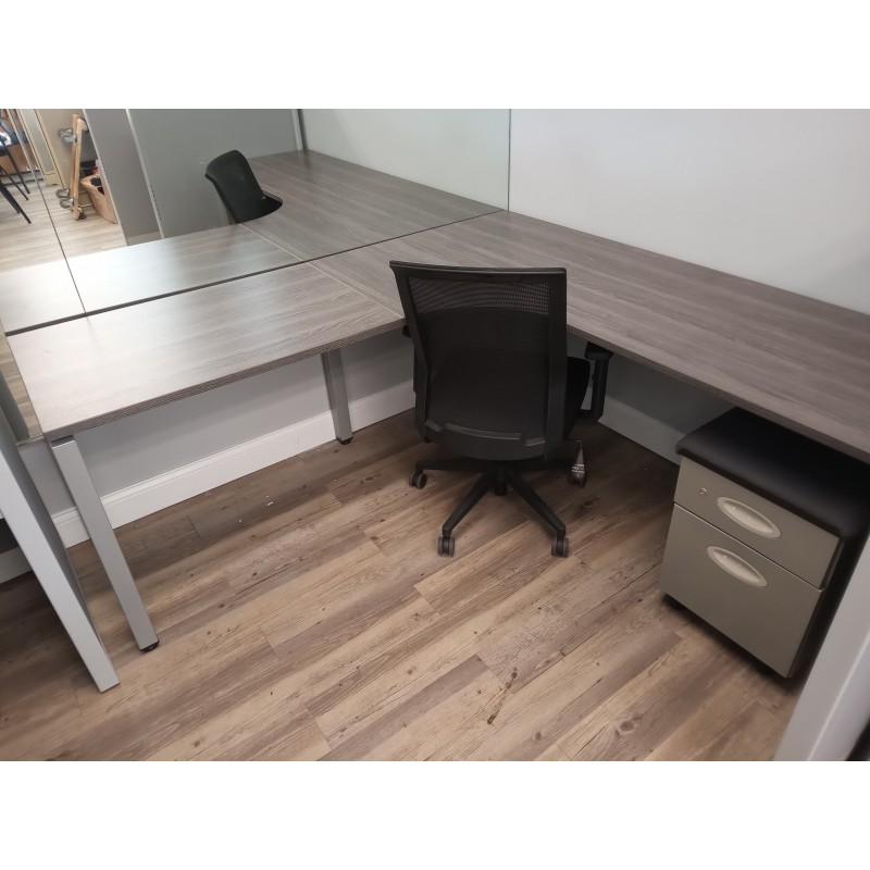 NEW 72" X 72" L SHAPED OPEN U LEG DESK WITH MOBILE FILE AND CHAIR